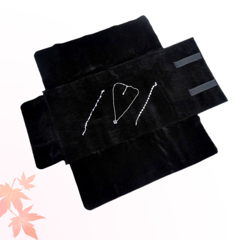 MT. G: Imitative Leather Necklace Storage Roll